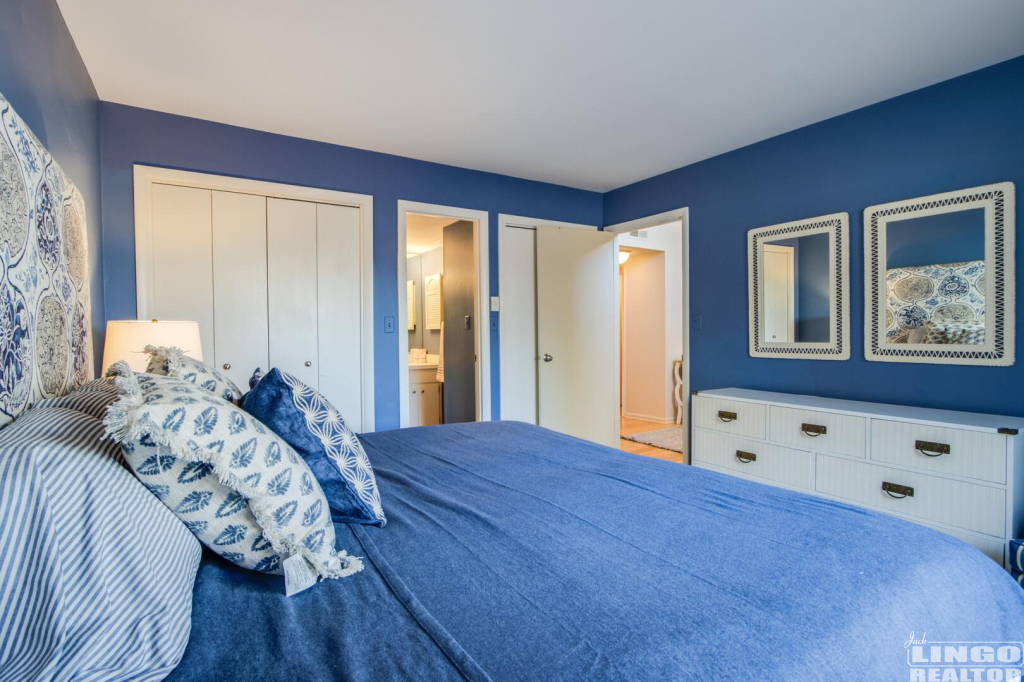 img_0505 7 SNUG HARBOR  Rental Property