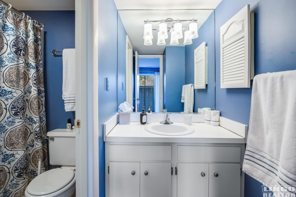 img_0511 7 SNUG HARBOR  Rental Property