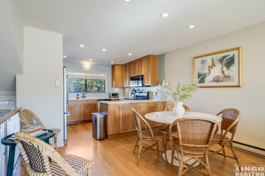 img_0556 7 SNUG HARBOR  Rental Property