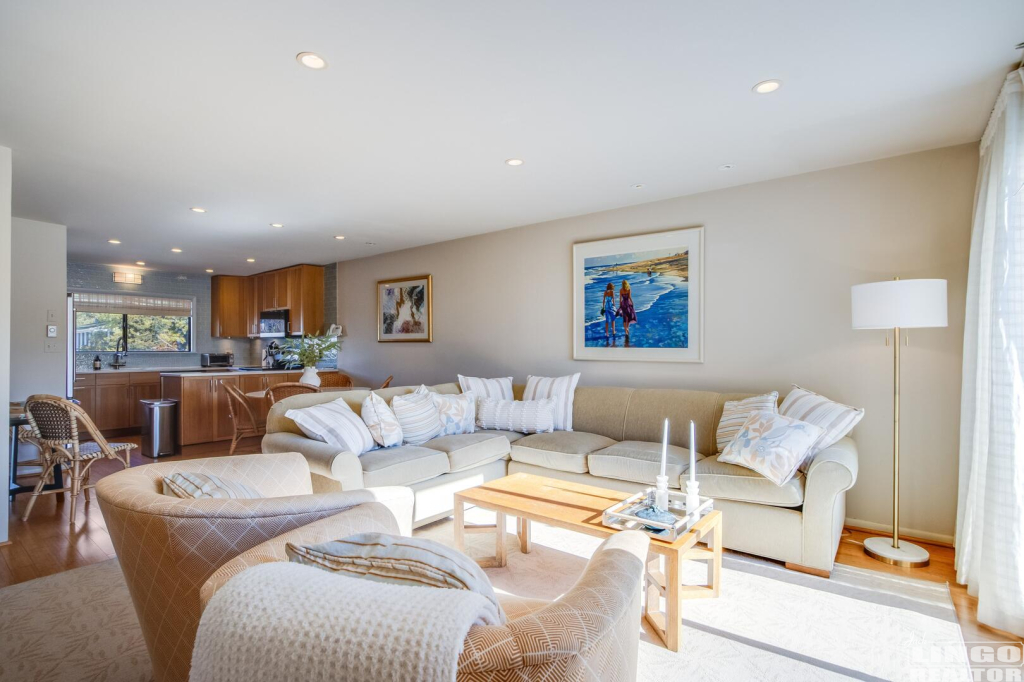 img_0577 7 SNUG HARBOR  Rental Property