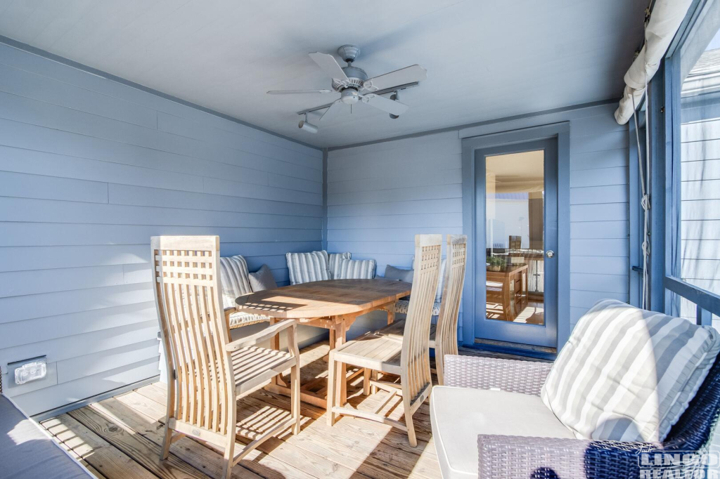 img_0586 7 SNUG HARBOR  Rental Property