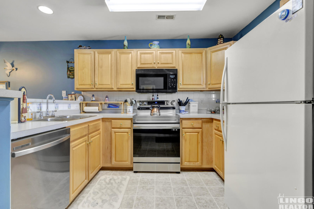 img_4610_520 36525 PALM DRIVE #5304 Rental Property