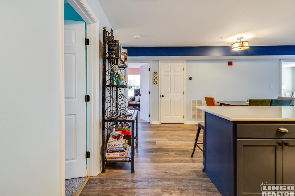 img_4871 3600 SANIBEL CIRCLE #3607 Rental Property