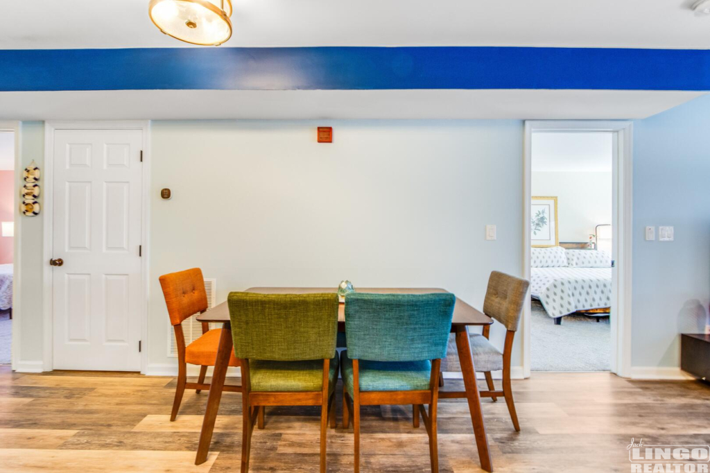 img_4916 3600 SANIBEL CIRCLE #3607 Rental Property