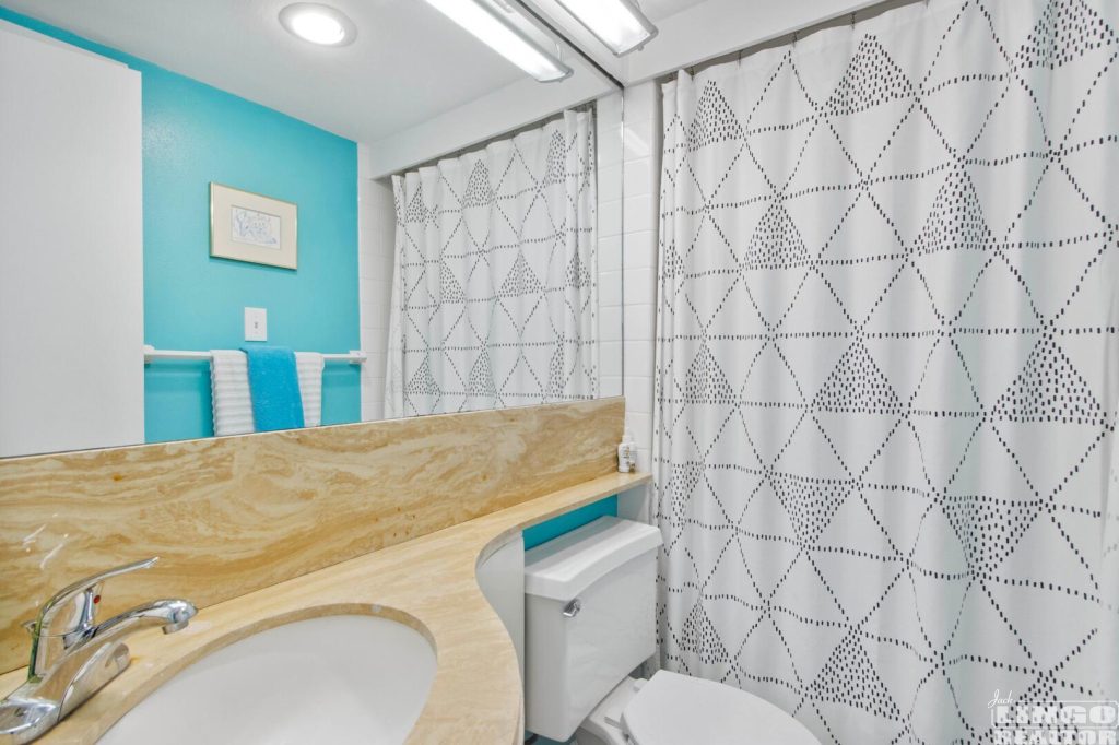 img_0855 524 EDGEWATER HOUSE  Rental Property