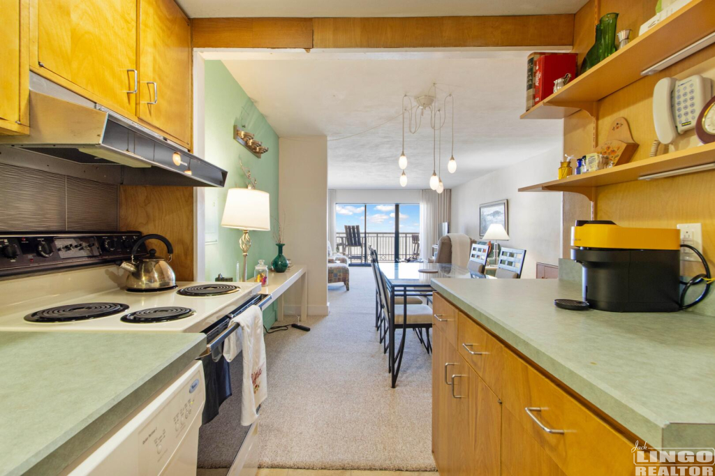 img_0867 524 EDGEWATER HOUSE  Rental Property