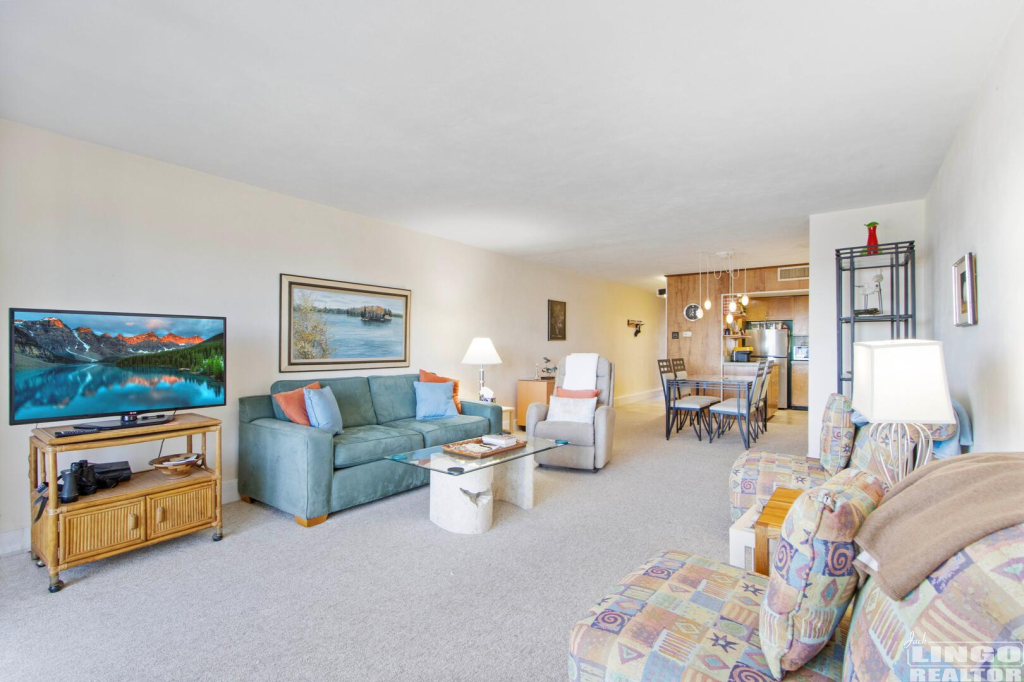 img_0882 524 EDGEWATER HOUSE  Rental Property