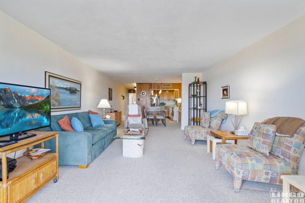 img_0885 524 EDGEWATER HOUSE  Rental Property