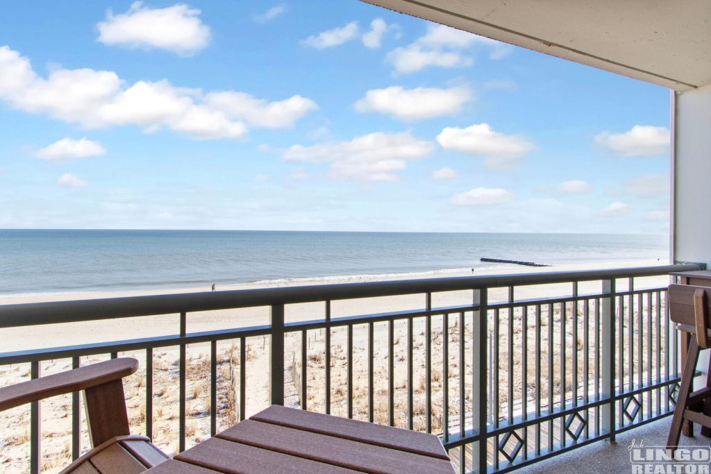 img_0900 524 EDGEWATER HOUSE  Rental Property