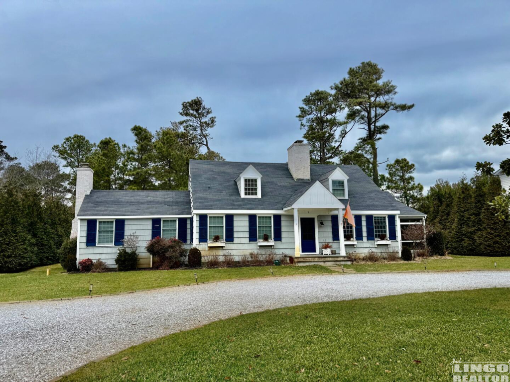 IMG_1941 9 ROLLING ROAD Rental Property