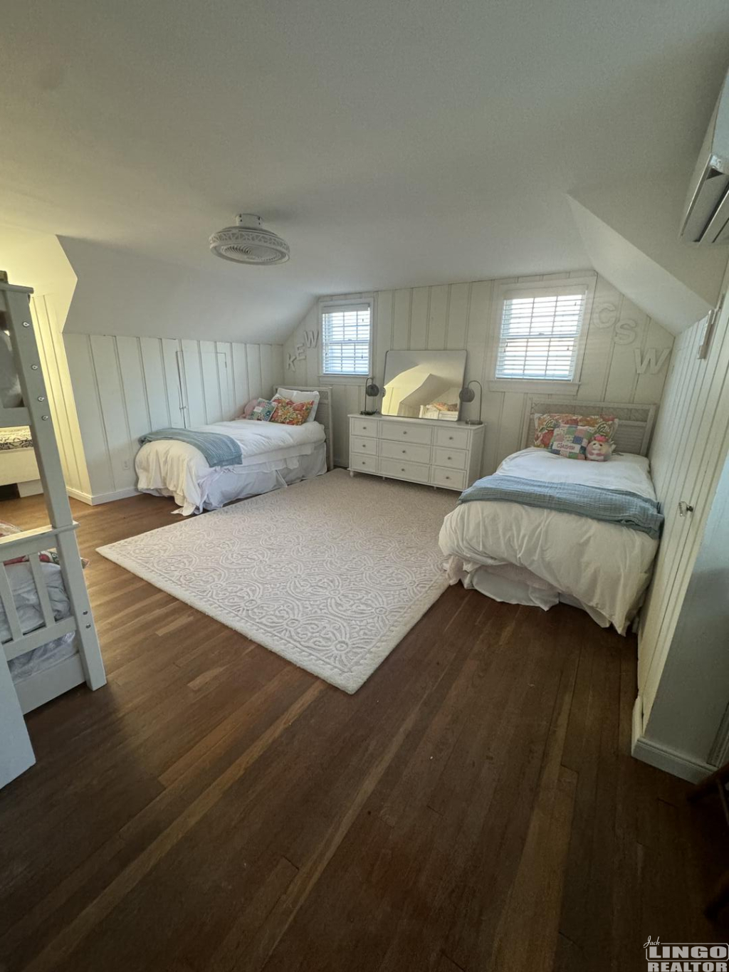 IMG_4391 9 ROLLING ROAD Rental Property