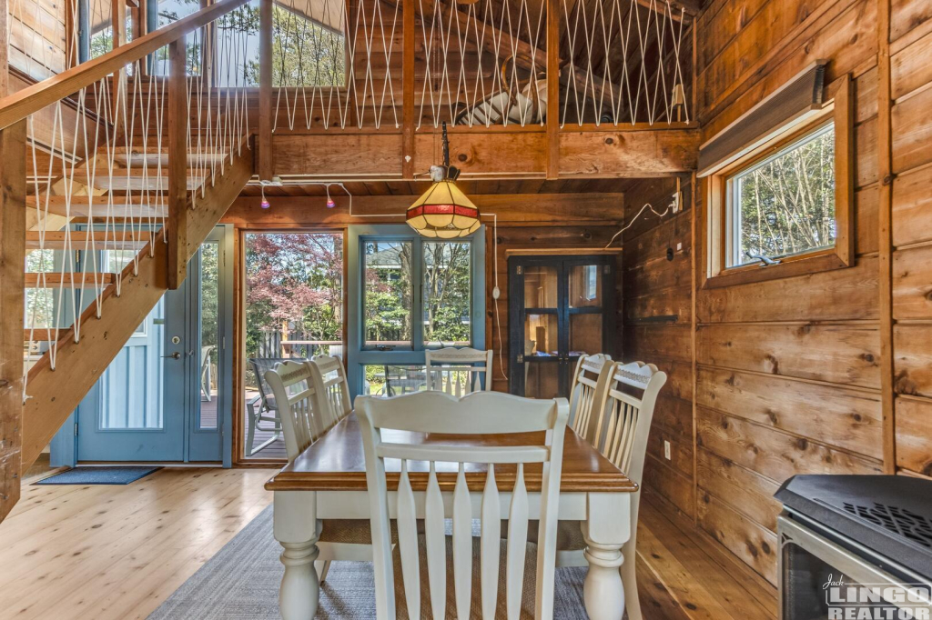 img_4925+(1) 111 CAROLINA STREET Rental Property