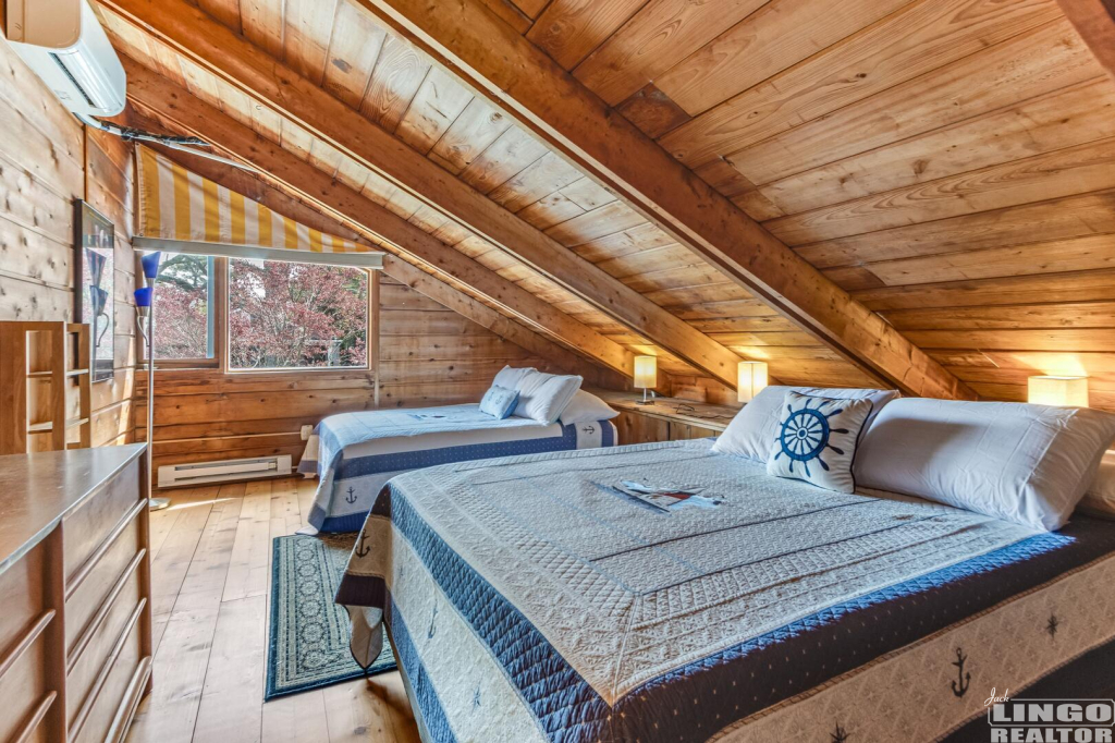 img_4952 111 CAROLINA STREET Rental Property