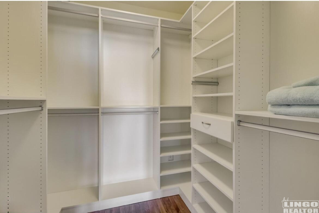 IMG_1900 15 GLADE CIRCLE EAST Rental Property IMG_1900 15 GLADE CIRCLE EAST Rental Property