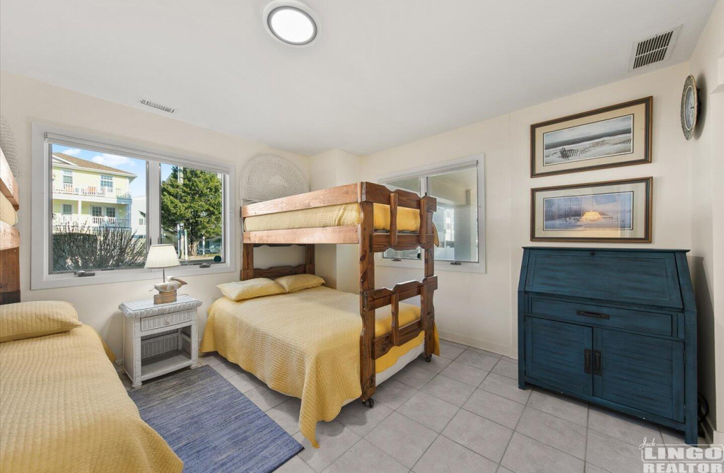 20-16+A+Clayton+St-20 16A CLAYTON STREET Rental Property