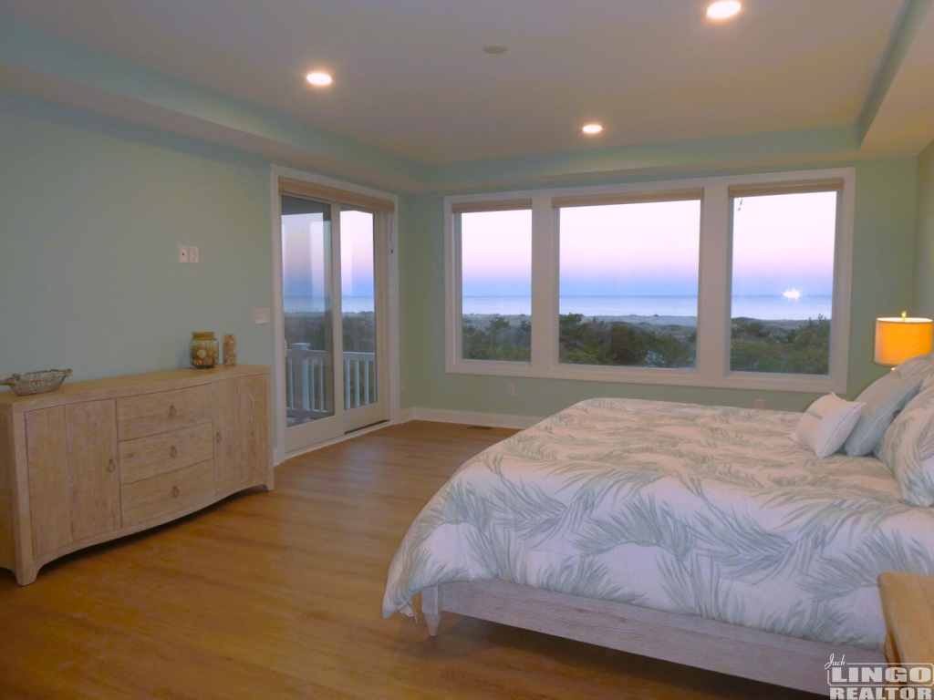 MstrBR(2) 28447 DRIFTWOOD LANE Rental Property