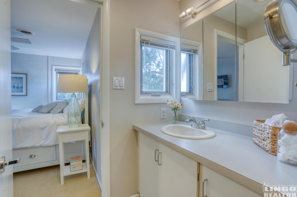 18-print-2+Newbold+(18) 2 NEWBOLD SQUARE  Rental Property