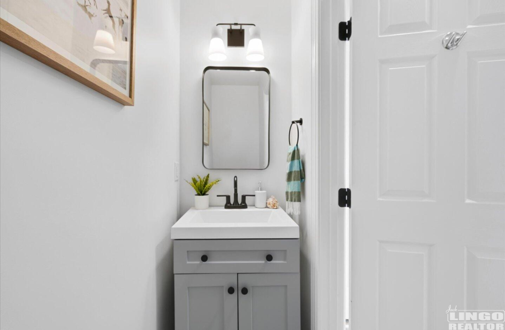 16 2805 AMERICAN EAGLE WAY Rental Property