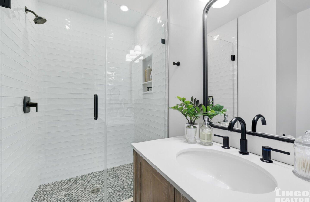 23 2805 AMERICAN EAGLE WAY Rental Property