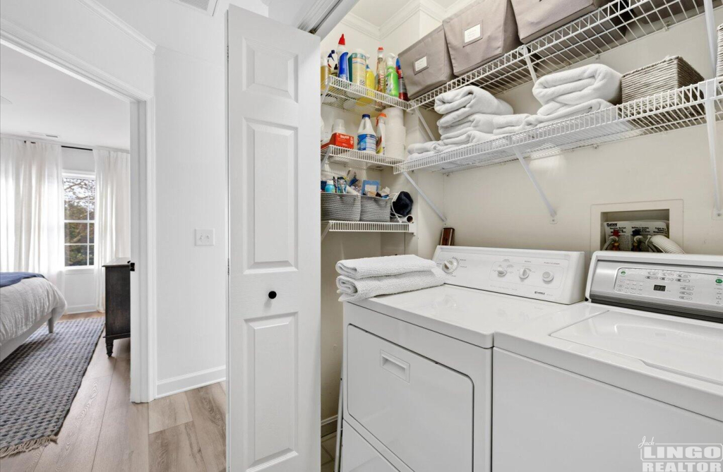 27 2805 AMERICAN EAGLE WAY Rental Property