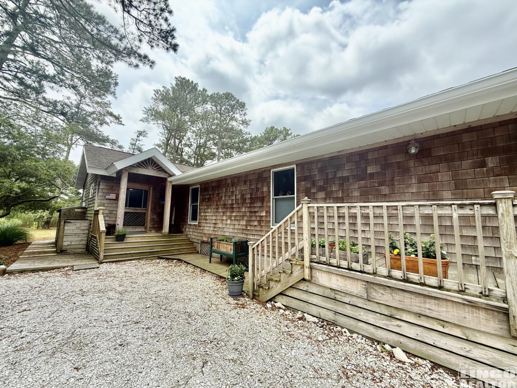 IMG_3502 13 CEDAR ROAD  Rental Property