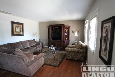 living 408 KING CHARLES AVENUE #2  Rental Property