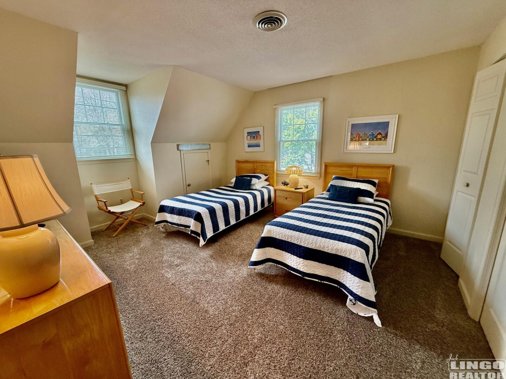 IMG_1679 404 KING CHARLES AVENUE #4  Rental Property