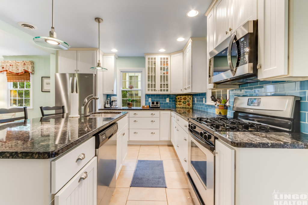 011_img_9431_626 72 COLUMBIA AVENUE Rental Property 011_img_9431_626 72 COLUMBIA AVENUE Rental Property