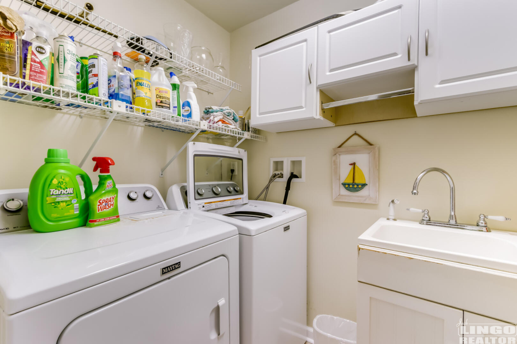 024_img_9470_261 72 COLUMBIA AVENUE Rental Property 024_img_9470_261 72 COLUMBIA AVENUE Rental Property