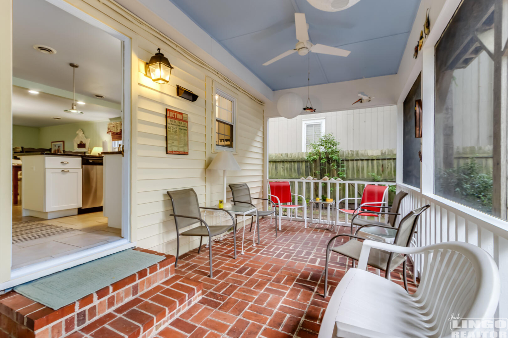 034_img_9500_893 72 COLUMBIA AVENUE Rental Property 034_img_9500_893 72 COLUMBIA AVENUE Rental Property