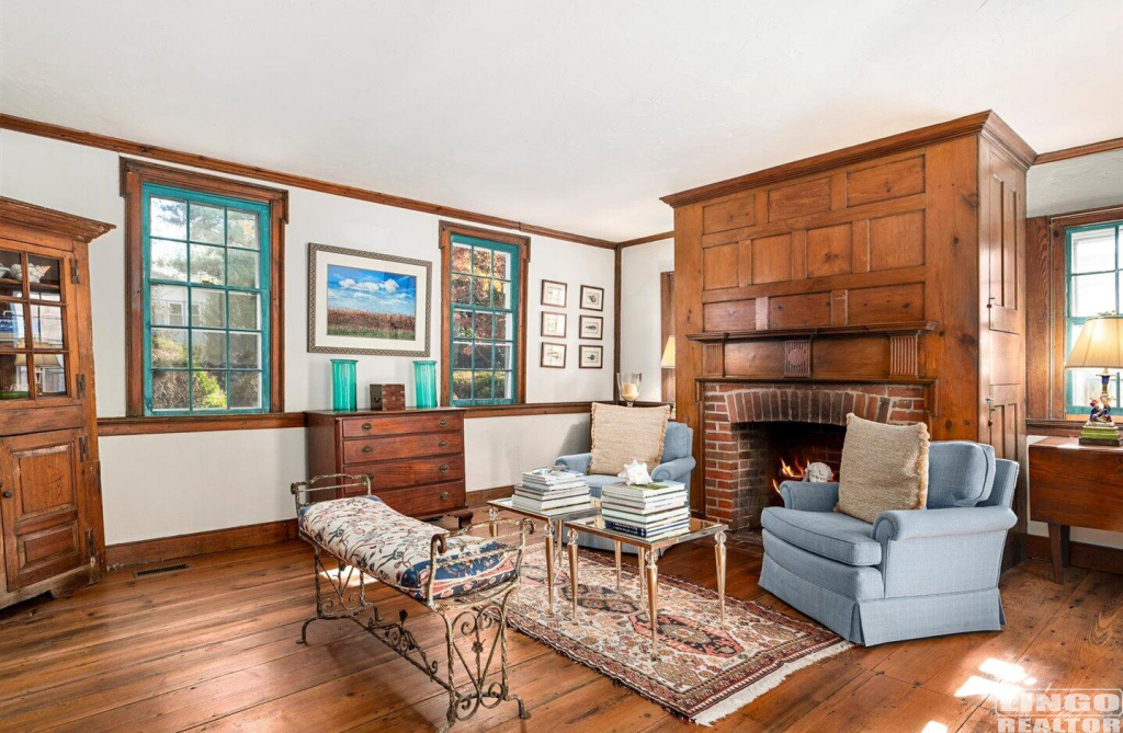 9 69 HENLOPEN AVENUE  Rental Property