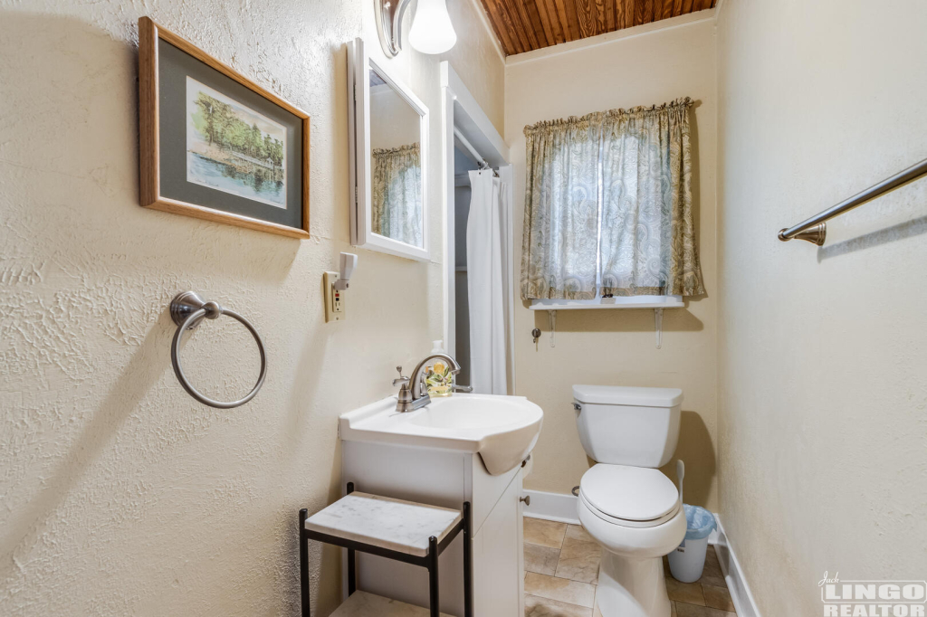010_img_3753_457 103 HICKMAN STREET     Rental Property