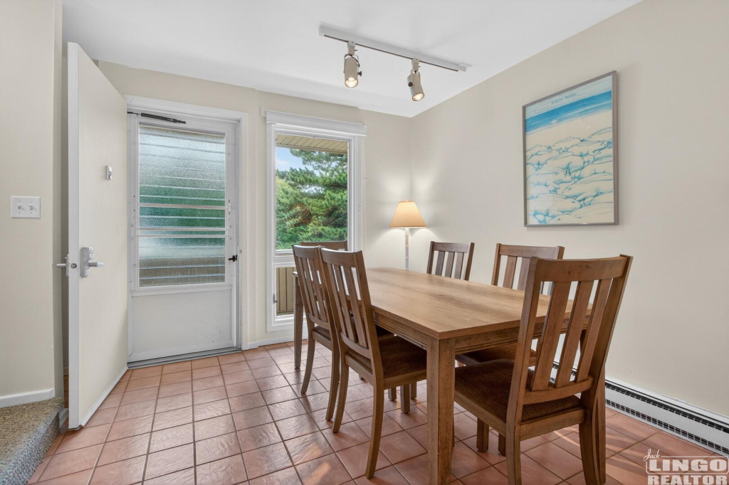 003_img_4499_217 206 MARINERS COURT  Rental Property