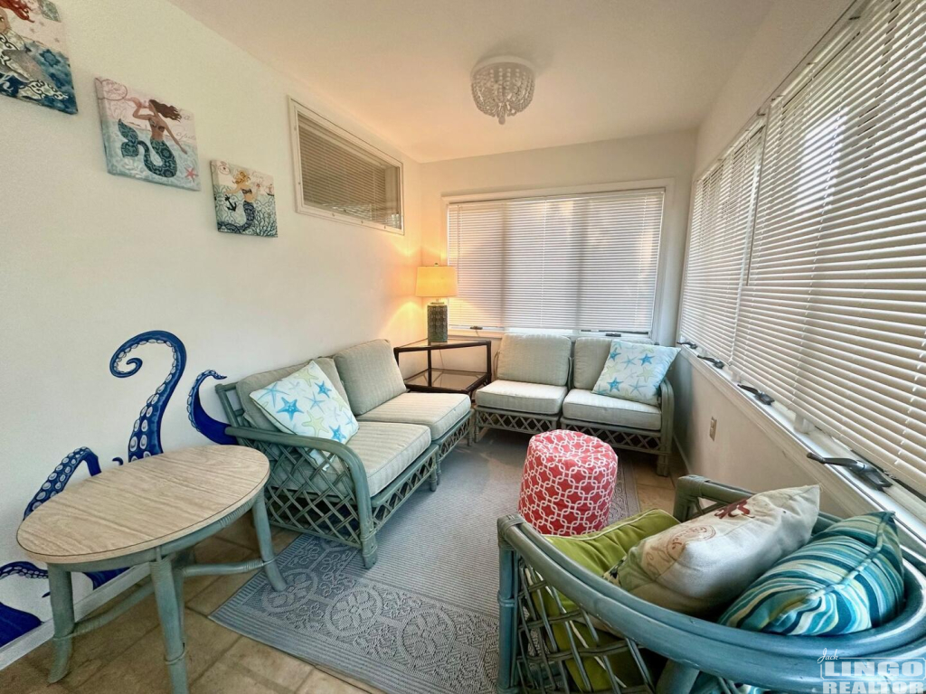 thumbnail_IMG_0887 120 NEW CASTLE STREET  Rental Property