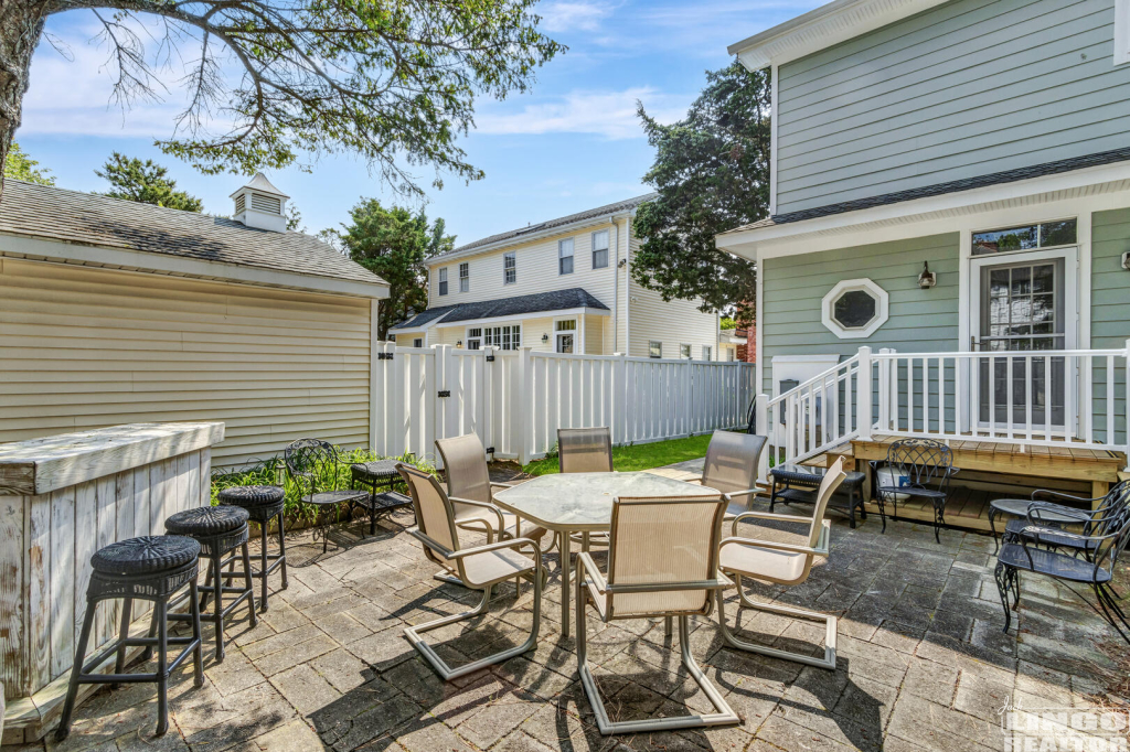 045_img_9507_317 3 OAK AVENUE  Rental Property