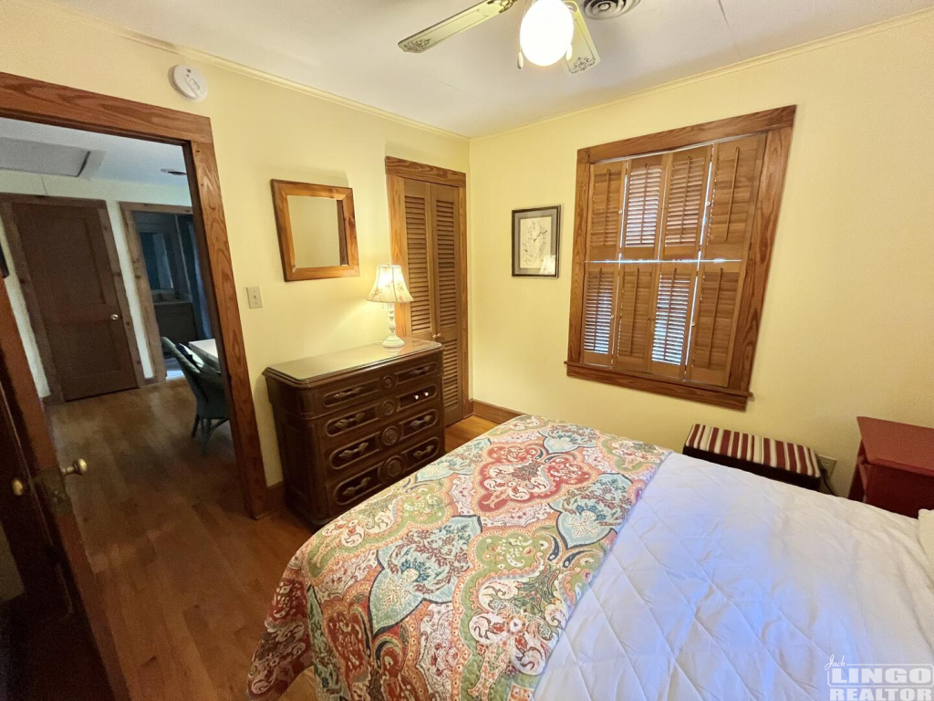 IMG_9360 49 OAK AVENUE      Rental Property