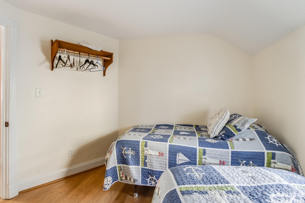 img_3530_878 3 OLIVE AVENUE  Rental Property