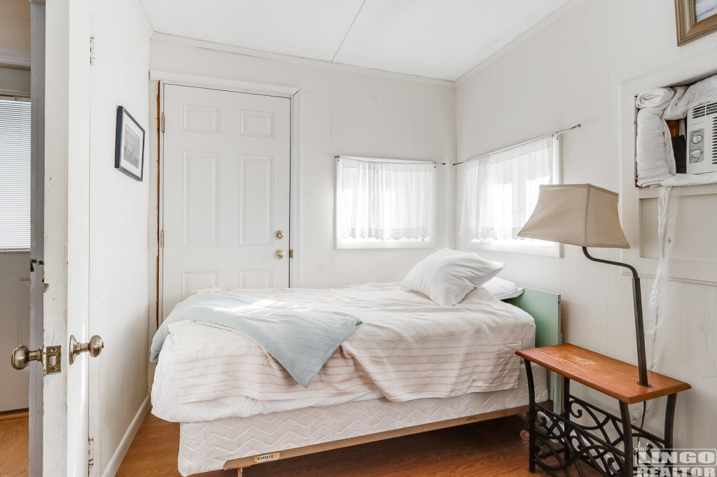 img_3620_83 3 OLIVE AVENUE APT #1  Rental Property