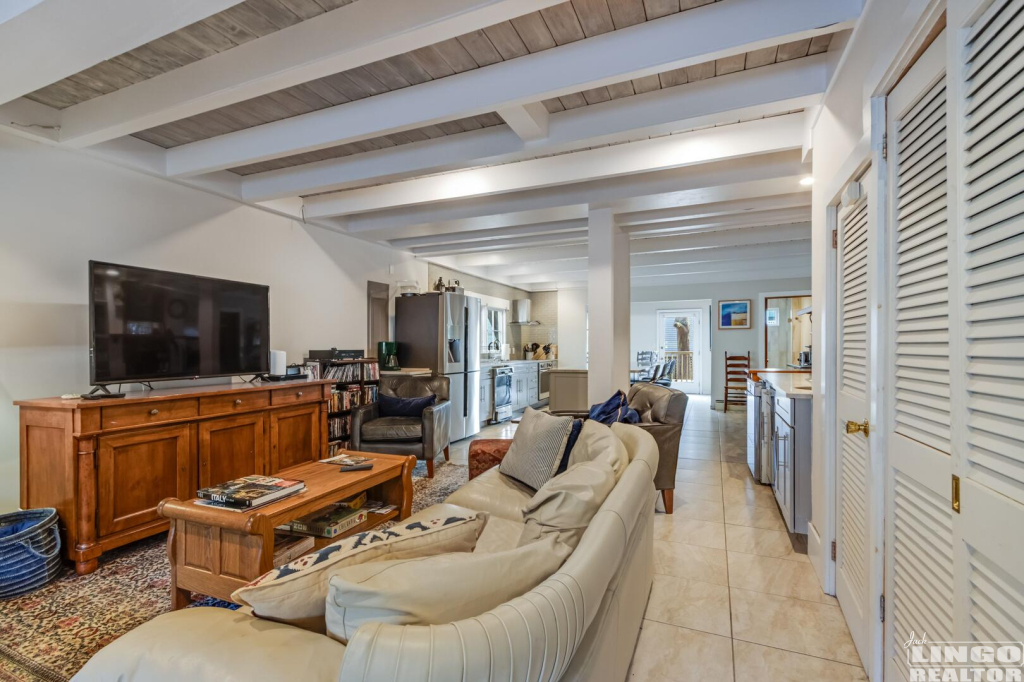 007_img_7152_417 20 PENNSYLVANIA AVENUE Rental Property 007_img_7152_417 20 PENNSYLVANIA AVENUE Rental Property