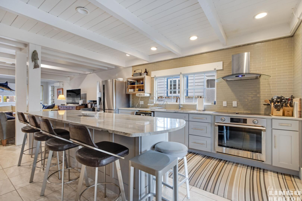 013_img_7170_211 20 PENNSYLVANIA AVENUE Rental Property 013_img_7170_211 20 PENNSYLVANIA AVENUE Rental Property