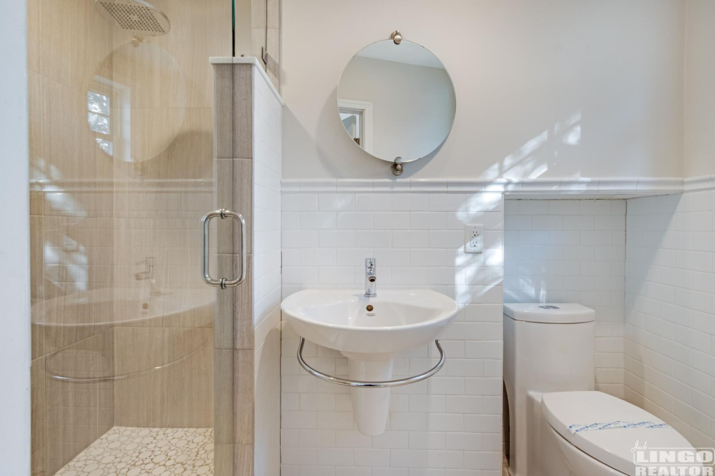 025_img_7212_504 20 PENNSYLVANIA AVENUE Rental Property 025_img_7212_504 20 PENNSYLVANIA AVENUE Rental Property