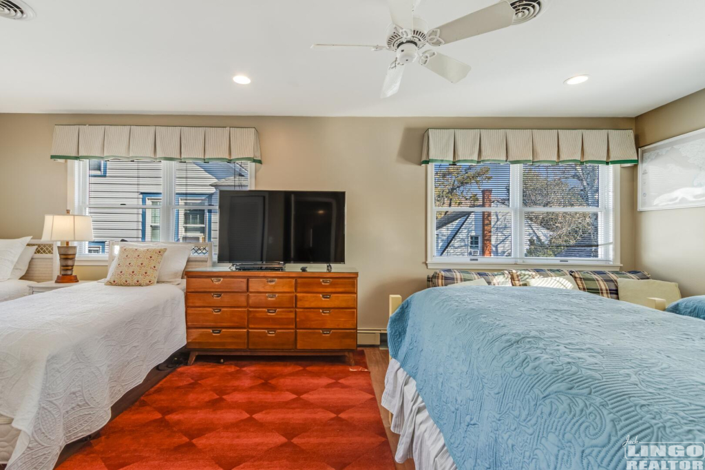 028_img_7221_898 20 PENNSYLVANIA AVENUE Rental Property 028_img_7221_898 20 PENNSYLVANIA AVENUE Rental Property