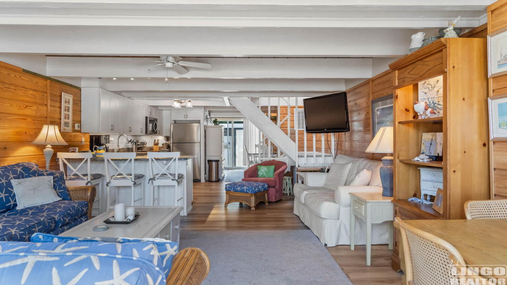 33+seastrand-11 2 SEA STRAND COURT #33 Rental Property