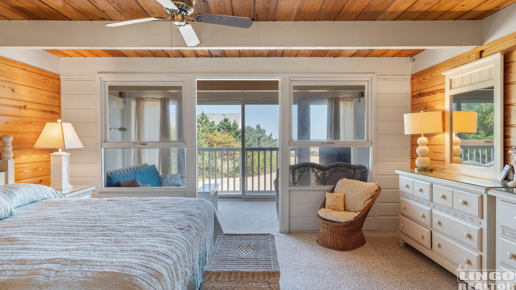 33+seastrand-13 2 SEA STRAND COURT #33 Rental Property