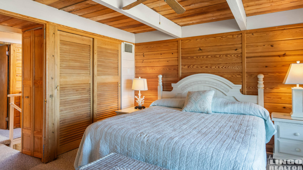 33+seastrand-15 2 SEA STRAND COURT #33 Rental Property