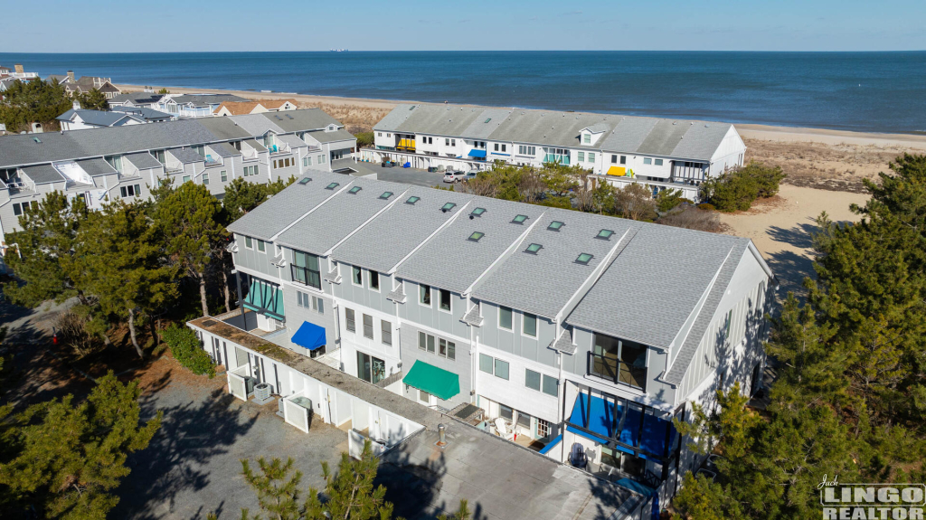 33+seastrandd-2 2 SEA STRAND COURT #33 Rental Property