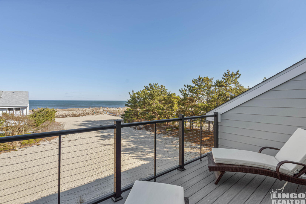 33+seastrandd-29 2 SEA STRAND COURT #33 Rental Property