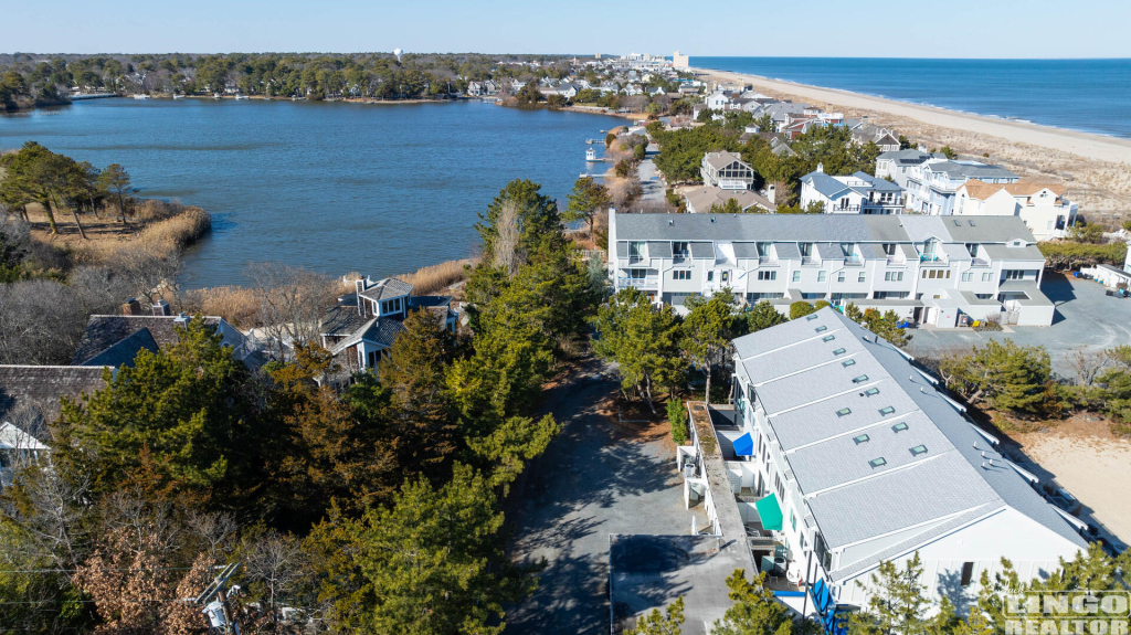 33+seastrandd-8 2 SEA STRAND COURT #33 Rental Property