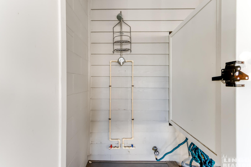 img_0667_539+(1) 3 SEABREEZE VILLAGE  Rental Property