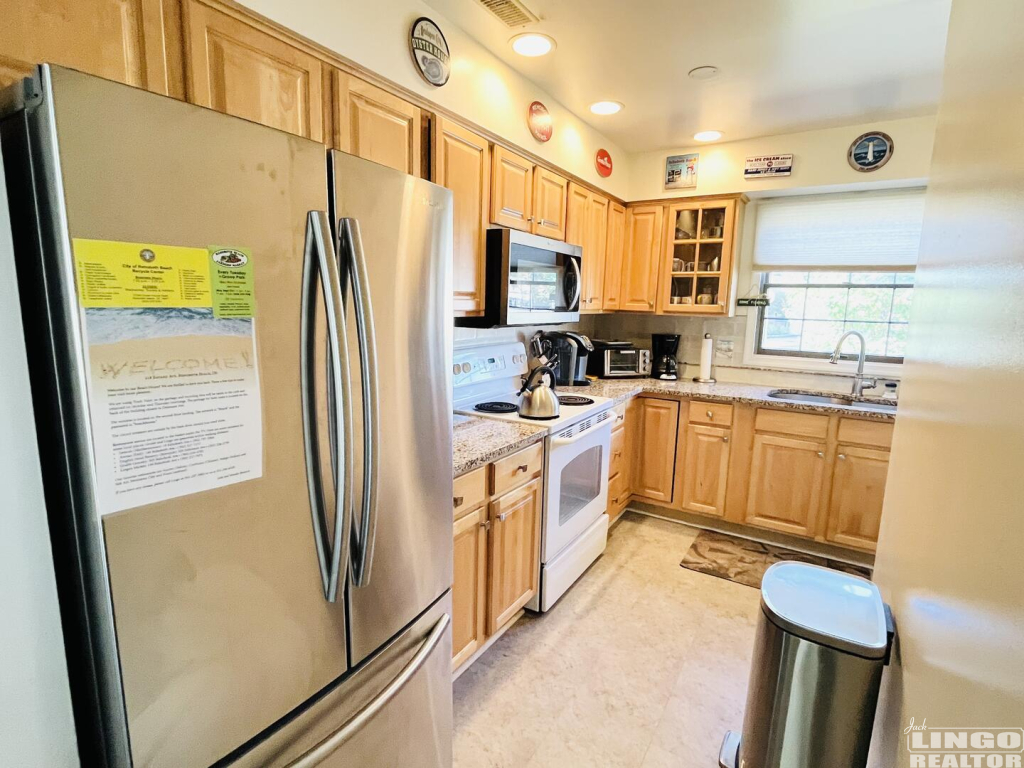 E7ACFC8B-B63B-48E7-8A59-7CD7CCD4EF00 218 BAYARD AVENUE  Rental Property